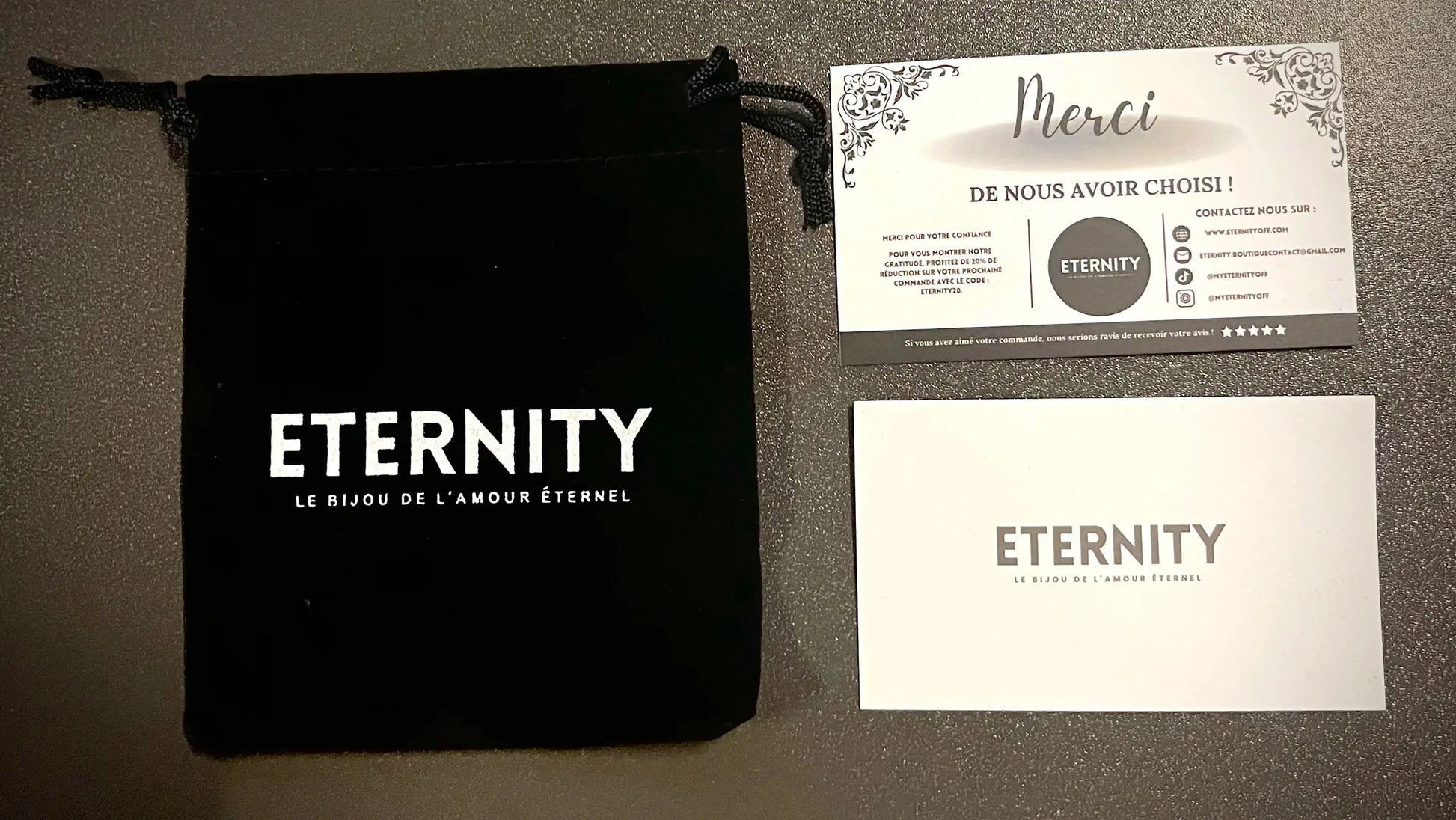 Collier Regard Personnalisé - Eternity